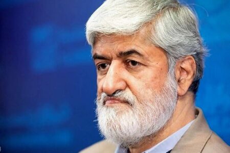 آقای مطهری دعوای اصلی بر سر تصاحب خیابان است نه «حجاب»؛ برای همین مانع همایون شجریان شدند! آقای مطهری دعوای اصلی بر سر تصاحب خیابان است نه «حجاب»؛ برای همین مانع همایون شجریان شدند!