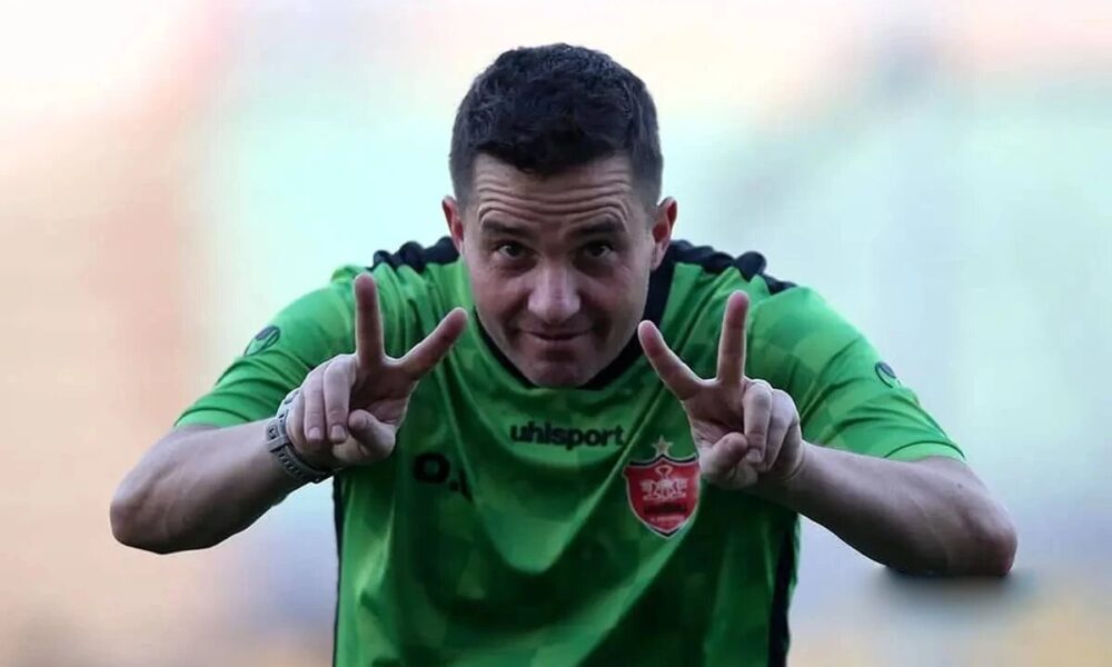 این سرمربی پرسپولیسی‌ها را سرکار گذاشت