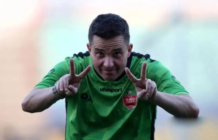 این سرمربی پرسپولیسی‌ها را سرکار گذاشت