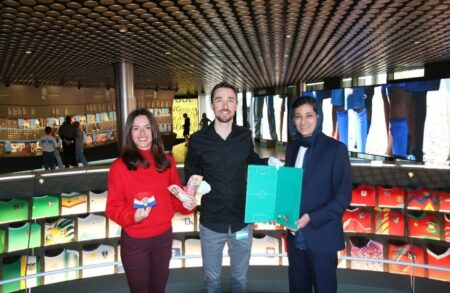 هدیه جالب و متفاوت شهرزاد مظفر به موزه تقدیم شد +عکس