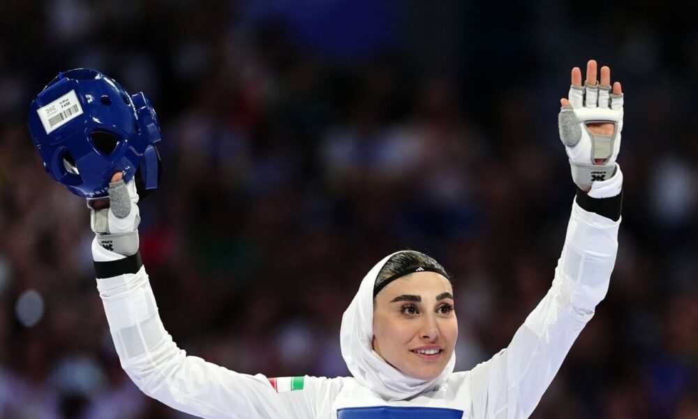 شوک به تکواندوی ایران/ ناهید کیانی حذف شد!