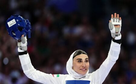 شوک به تکواندوی ایران/ ناهید کیانی حذف شد!