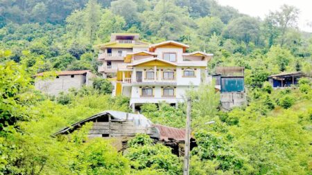 زمین‌خواری به بهانه حمله اسرائیل به ایران؛ ماجرا چیست؟