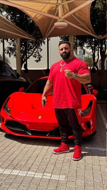 استوری جدید هادی چوپان با خودروی فراری قرمز خبرساز شد +عکس