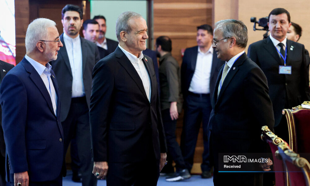 اکو ۲۰۳۵؛ ترافیک دیپلماتیک در تهران اکو ۲۰۳۵ ؛ ترافیک دیپلماتیک در تهران