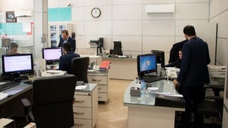 ساعت کاری کارکنان دولت تغییر کرد؟