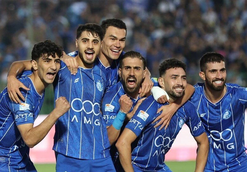 استقلال ترسناک شد؛ آبی‌ها صدر را از تراکتور گرفتند