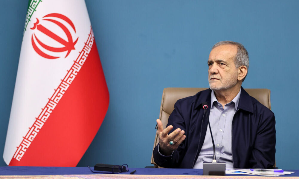 تاکید پزشکیان بر تسریع در جمع‌آوری گازهای مشعل/ حتی یک روز تعلل نکنید