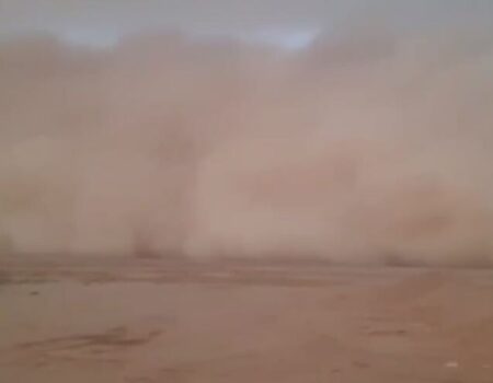 ریزگردها دوباره برگشتند/ طوفان شن در راه این ۴ استان!