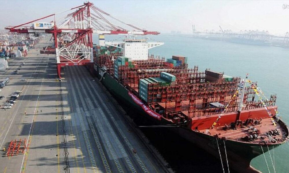 حمل بیش از یک میلیون تن نهاده دامی از بندر امام خمینی