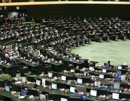 جلسه علنی آغاز شد/ ادامه رسیدگی به طرح هوش مصنوعی در دستور کار مجلس