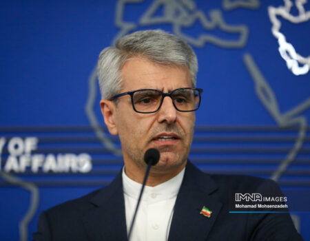 آزادی مشروط دو تبعه فرانسوی