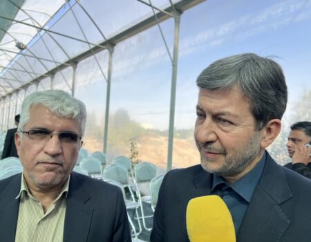 با همدلی و پایداری از شرایط سخت عبور می‌کنیم