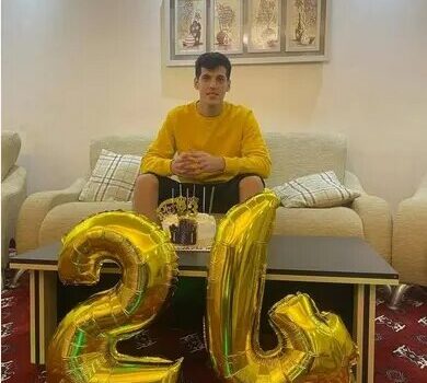 تصویری تلخ از جشن تولد صابر کاظمی