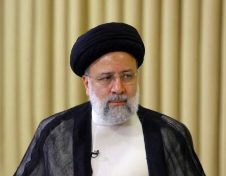 حکم اعدام شهید رئیسی برای یک کارتونیست را رهبری رد کرد