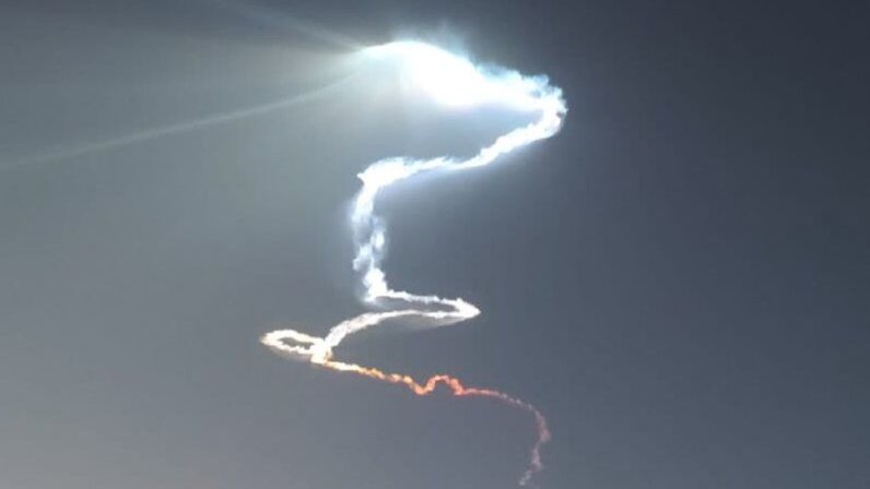 ۱۲ روزی که جهان را تکان داد