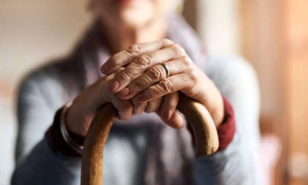 وصیت تلخ پیرمرد ۹۰ ساله خبرساز شد وصیت تلخ پیرمرد ۹۰ ساله خبرساز شد