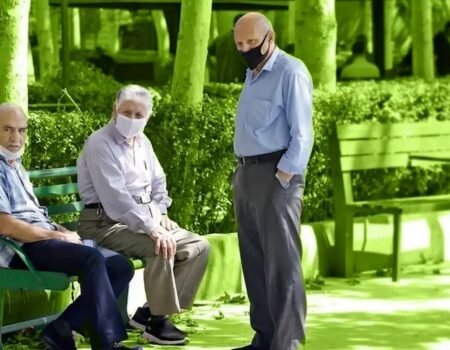 بازنشستگان زیر فشار گرانی‌ها هستند