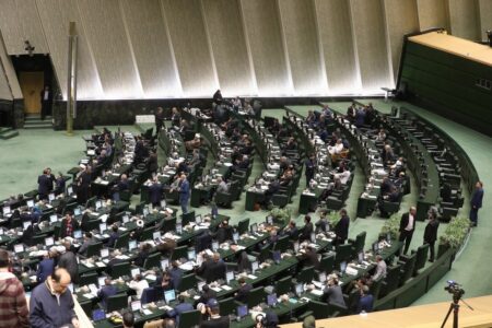 مجلس به دولت درباره تبعات افزایش قیمت بنزین هشدار داد