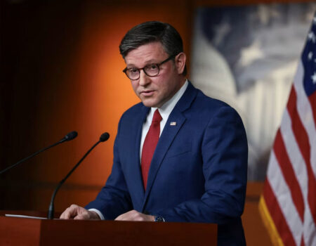 رئیس مجلس نمایندگان آمریکا: کابوس طولانی ملی ایالات متحده در حال پایان است