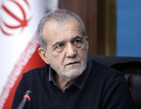 آقای پزشکیان حقوق ما خیلی کم است