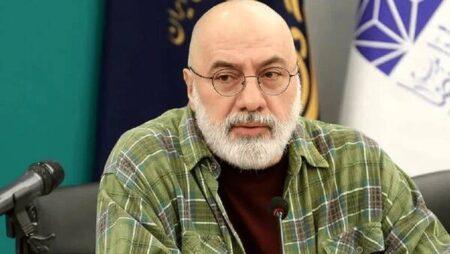 فرهاد قائمیان دبیر هنری جشنواره ایثار شد