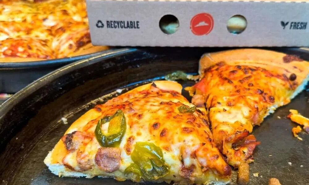 پیتزای ۶۰ هزار تومانی نامحدود؛ ارزان برای شکم، خطرناک برای جان! پیتزای ۶۰ هزار تومانی نامحدود؛ ارزان برای شکم، خطرناک برای جان!