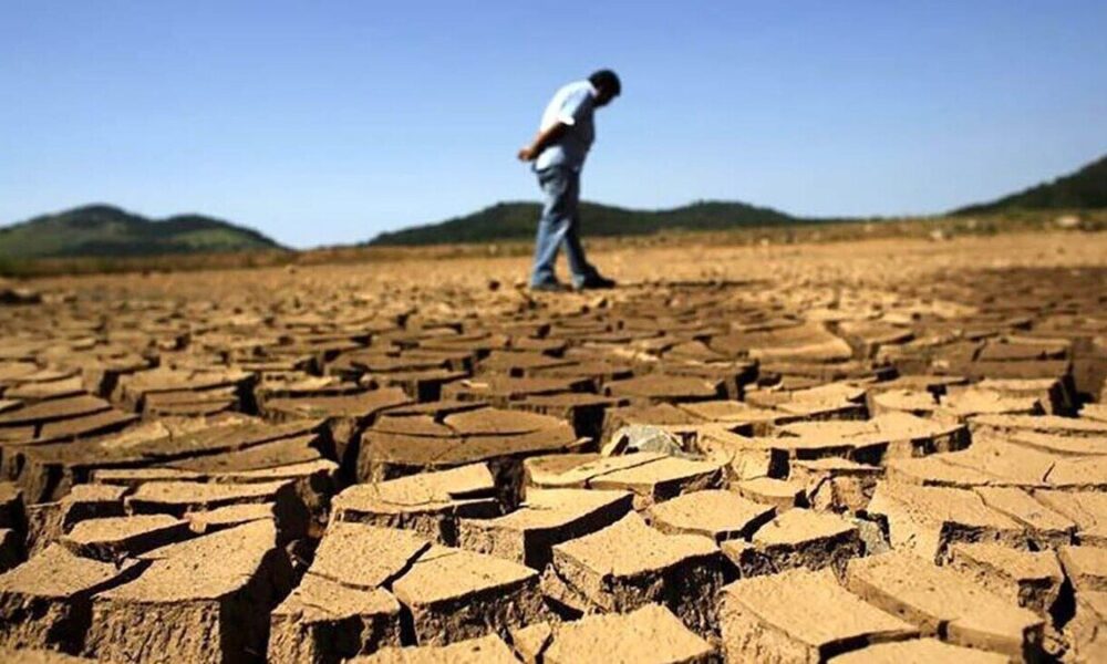 درباره چرایی افزایش قیمت سوخت و بحران آب توضیح دهید!