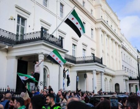 سفارت سوریه در لندن بازگشایی شد