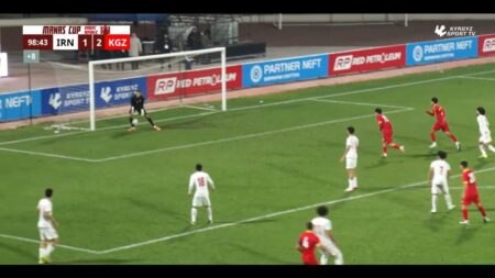 ویدیویی از سوتی باورنکردنی دروازه‌بان تیم ملی امید را ببینید