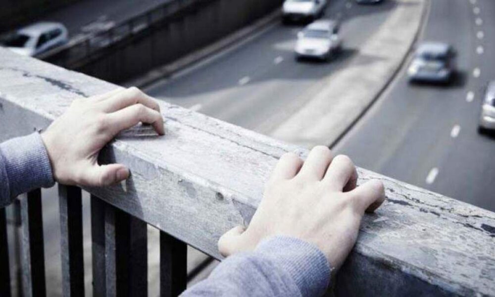 خودکشی‌های پیدا و پنهان؛ می‌خواهم زنده نمانم