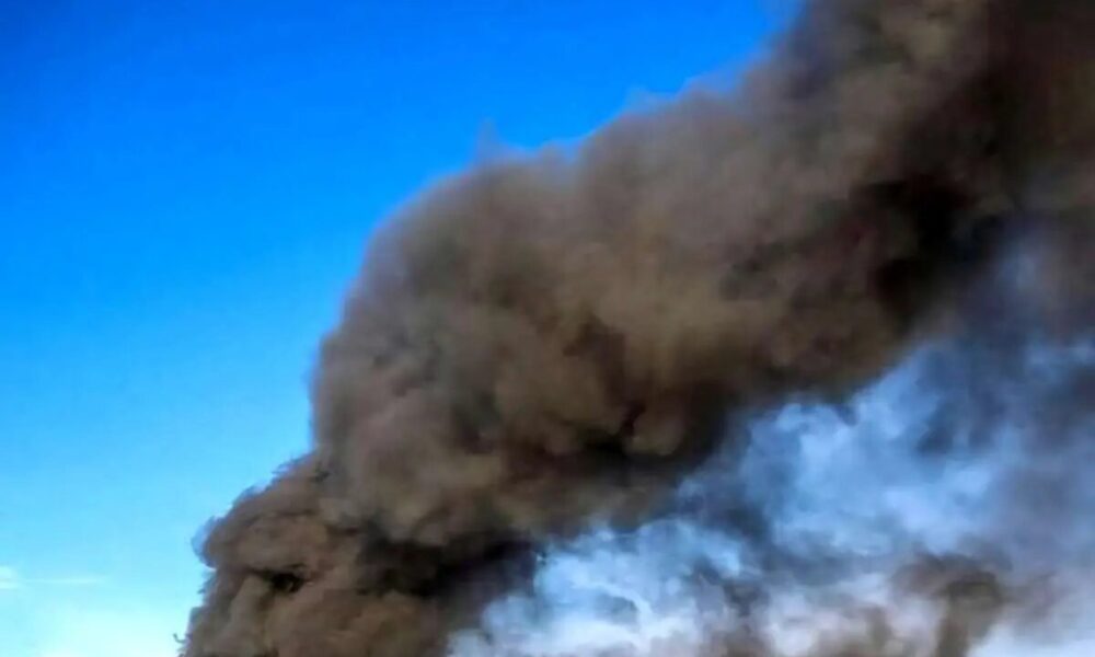 مشاهده دود غلیظ در محدوده کهریزک تهران/ ماجرا چیست؟ مشاهده دود غلیظ در محدوده کهریزک تهران/ ماجرا چیست؟