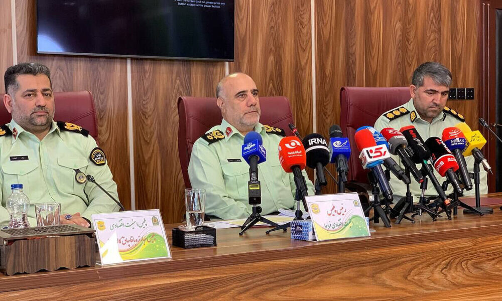 روزانه ۲۱ میلیون لیتر سوخت از کشور خارج می‌شود/جایگاه‌های سوخت مبدا اصلی قاچاق