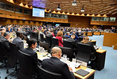 تروئیکا و آمریکا با فرافکنی در شورای حکام: ایران مسائل پادمانی را بدون تأخیر حل‌وفصل کند