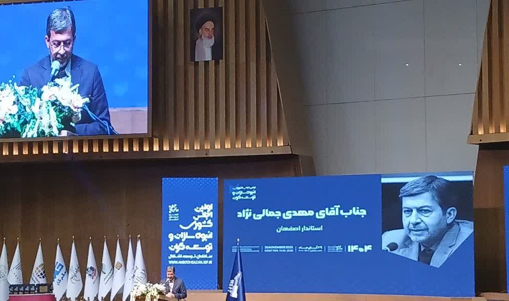 در شهرهای تاریخی هر الگو و کادر بسته‌ای را نمی‌توان اجرا کرد