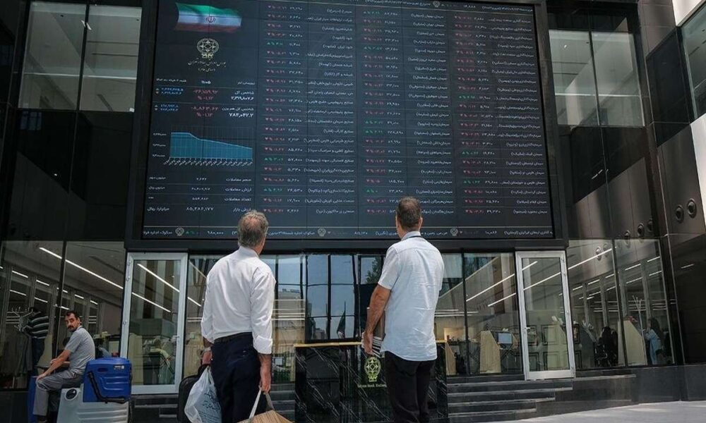 شاخص بورس امروز۱ آذر/ رشد
هزار واحدی