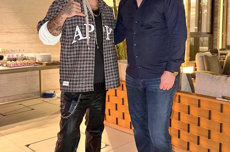 پشت‌پرده عکس ۲ نفره علی دایی کنار ساسی مانکن فاش شد