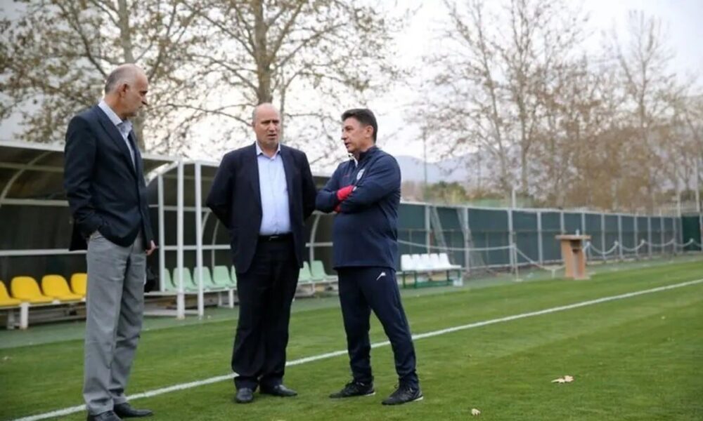 کنایه تاج به قلعه‌نویی: مردم حق دارند انتقاد کنند