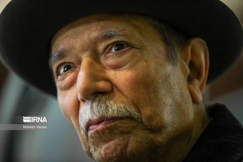 اظهارات وطن‌پرستانه استاد علی نصیریان در بی‌بی‌سی