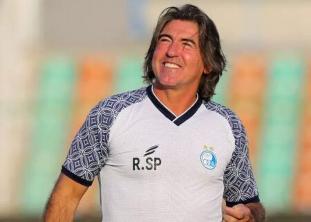 رفتار عجیب و جنجالی ساپینتو در جمع بازیکنان استقلال +ویدیو