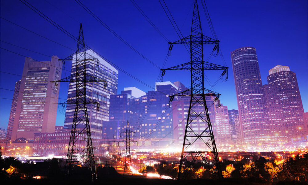 تحویل برق به صنایع در آبان‌ماه ۳.۷ درصد رشد کرد