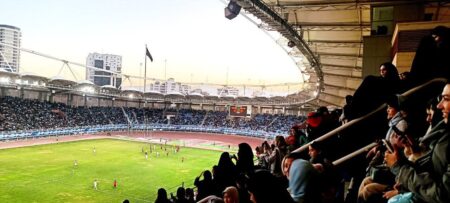 حضور تاریخی زنان و دختران در ورزشگاه امام رضا(ع)/ ابومسلم مشهد دوباره جان گرفت +ویدیو