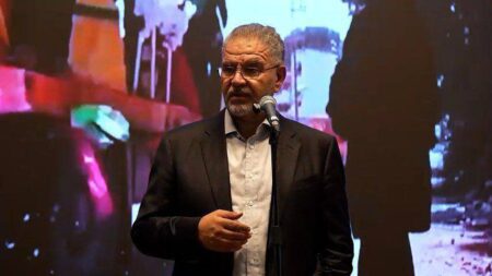 تهدید به جنگ با هدف تحمیل شروط اشغالگر است