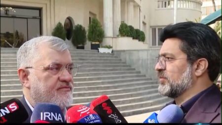 پاسخ عجیب استاندار تهران درباره بازسازی ورزشگاه آزادی +ویدیو