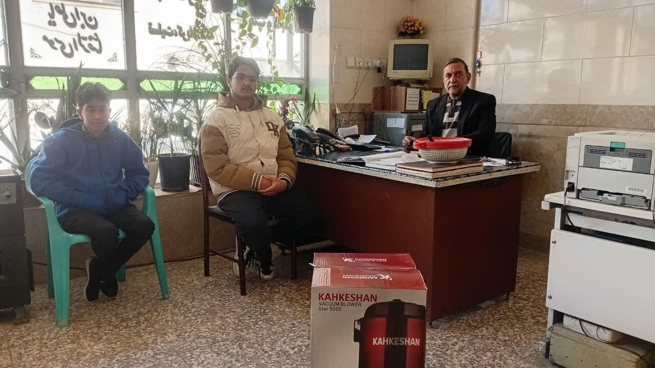 از موتور محرک ترویج ادبیات دفاع مقدس تا اقدام ارزشمند و مخلصانه سه دانشآموز شهرضایی