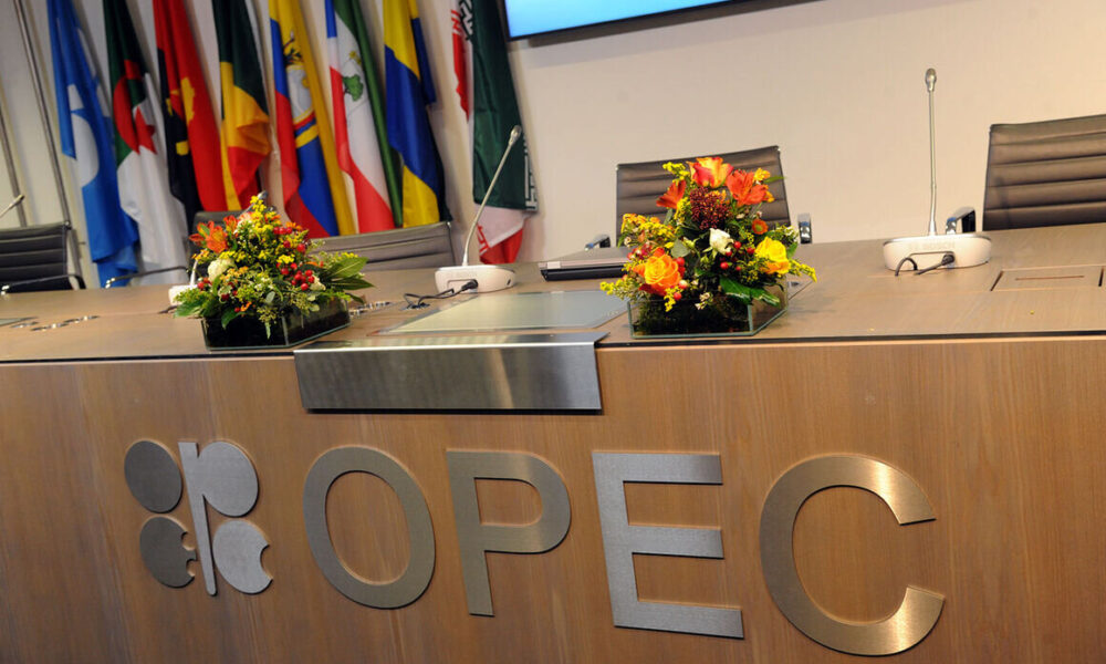 اوپک با سیستم جدید سهمیه‌بندی نفت، رقابت سرمایه‌گذاری میان اعضا را شعله‌ور کرد