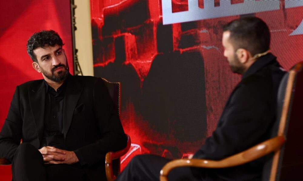 ستاره پرسپولیس مجری تلویزیونی شد محسن مسلمان ستاره اسبق پرسپولیس مجری شد +عکس