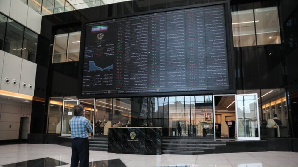 شاخص بورس امروز ۱۵ آذر/ رشد ۶۶ هزار واحدی