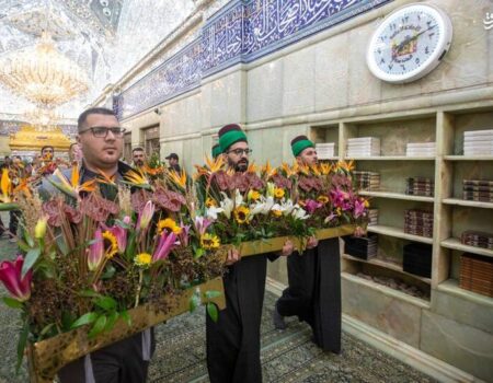 عکس/ گل‌آرایی ضریح نورانی سیدالشهدا برای ولادت مادر سادات