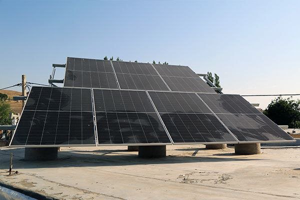 اضافه شدن ۱۱ هزار و ۳۲ مگاوات نیروگاه تجدیدپذیر تا نیمه نخست ۱۴۰۵ اضافه شدن ۱۱ هزار و ۳۲ مگاوات نیروگاه تجدیدپذیر تا نیمه نخست ۱۴۰۵